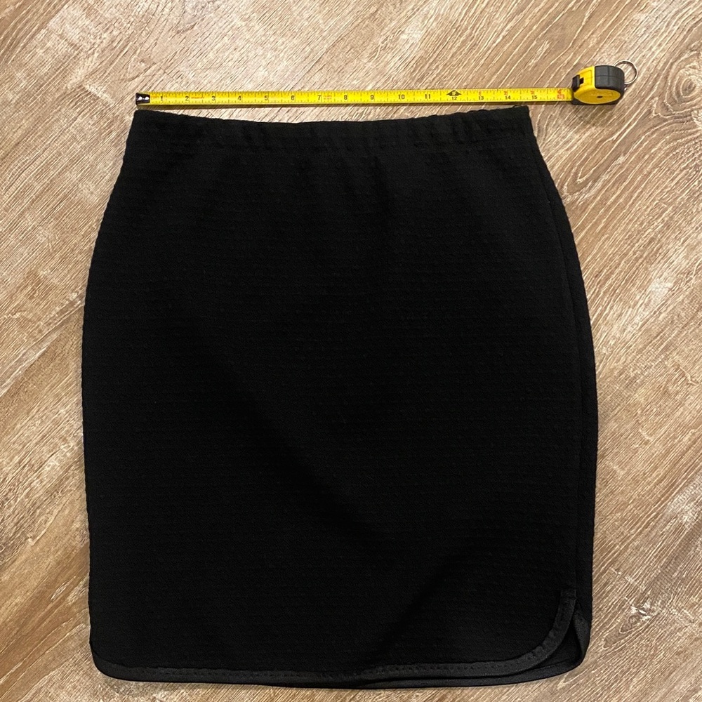 Max Studio Classic Black Pencil Skirt
